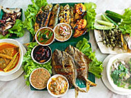 Fatihah Tomyam Seafood food