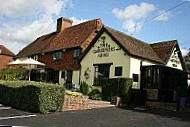 The Gardeners Arms outside