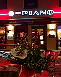 Bistro Piano outside