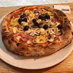 Pizzeria Trattoria Casa-Nova food