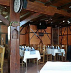 Restaurant de la Tour inside