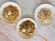 Mamu Jamal Mee Goreng Bihun Singapore food