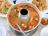 Restoran Tomyam Putera Puteri food