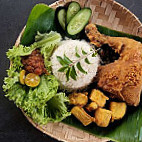 Ayam Penyet Jawa food