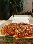 Moratti Takeaway Pizza food