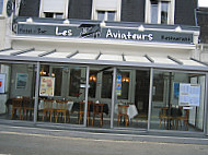 Hotel Restaurant Les Aviateurs inside