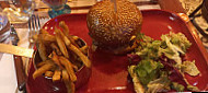 Le Frenchie Burger food