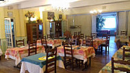 Restaurant la Chanterelle inside