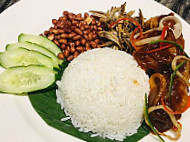 Teddy Nasi Lemak inside