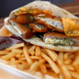 Naans Express Luçon food