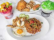 Noor Satay Islamic Cafe food