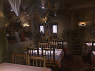 La Caverna Braseria food