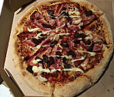 Domino's Pizza Épernay food