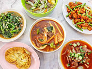 Liza Tomyam food