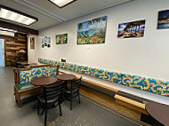 Hawaiian Island Cafe inside