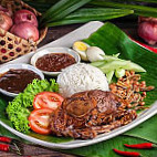 Pak Ali Nasi Lemak Daun Pisang (kota Damansara) food