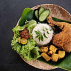 Warung De Pokok food