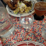 A Table, Capucine Essen