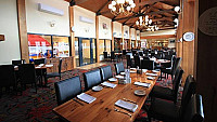 Hogans Cafe & Bar Restaurant inside