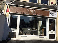 No 43 Coffee On The Hill outside