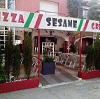 Pizzeria Grill Sesame outside