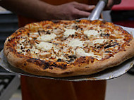 Molly Jefferson's Pizza food