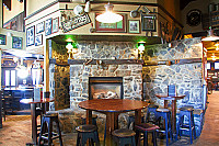 Kilkenny Irish Pub inside