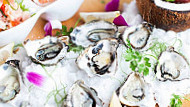 Oyster Society food