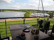 Biergarten Zum Hafen inside