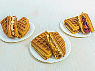 Juara Waffle food