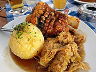 Bauernwärtla food