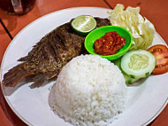 Nasi Lemak Ikan Bakar food