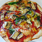 Pizza bei Cesare food