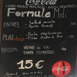 Fontana À l'intérieur