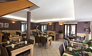 Auberge Chalets De La Wormsa food