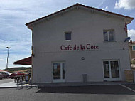 Café De La Côte outside