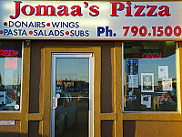 Jomaa's Pizza outside