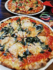 Pizzeria Piccola Perla food
