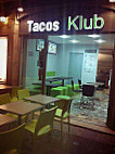 Fast-food Tacos Klub inside