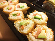 Sushi S'thai food