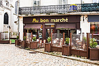 Au Bon Marche outside