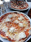 Pizzeria Lou Pichounet food