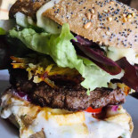 La Petite Auberge Comida