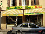 Taxi Pizza Alimentation outside