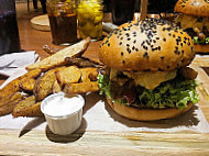 Terraza Lakrilla BurgerShop food
