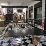 Chez Margrite À l'intérieur