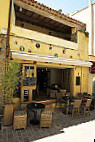 Le Petit Pointu Bar Restaurant outside