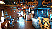 Montana's BBQ & Bar inside