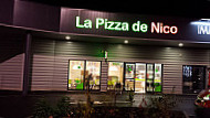 La Pizza de Nico Kilstett outside