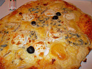 Pizz'a Gimario food